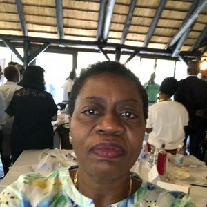 Meet your Posher, Adjoa